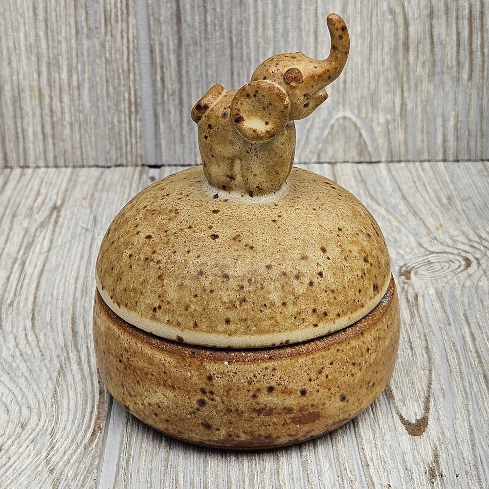 Vintage Studio Pottery Elephant Trinket Dish Box Speckled Stoneware Tan Ceramic